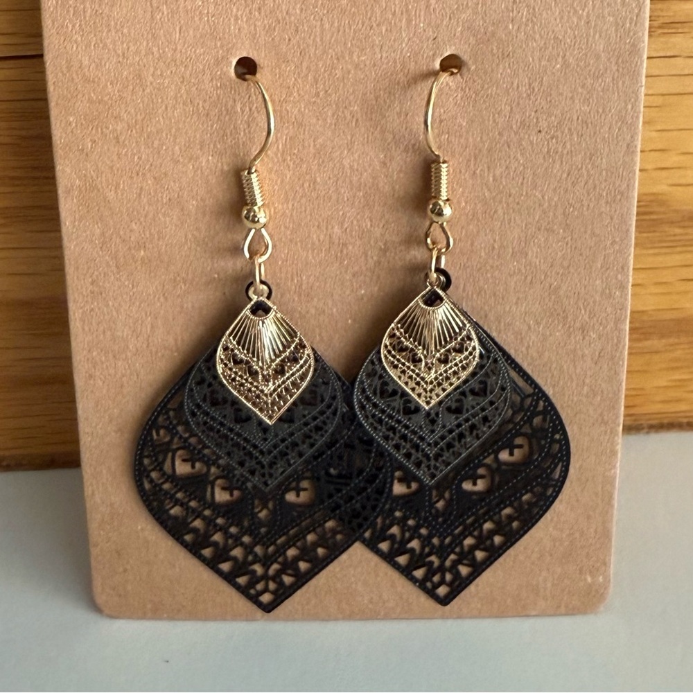 💙 Bohemian Hippie Filigree Drop Earrings Gold